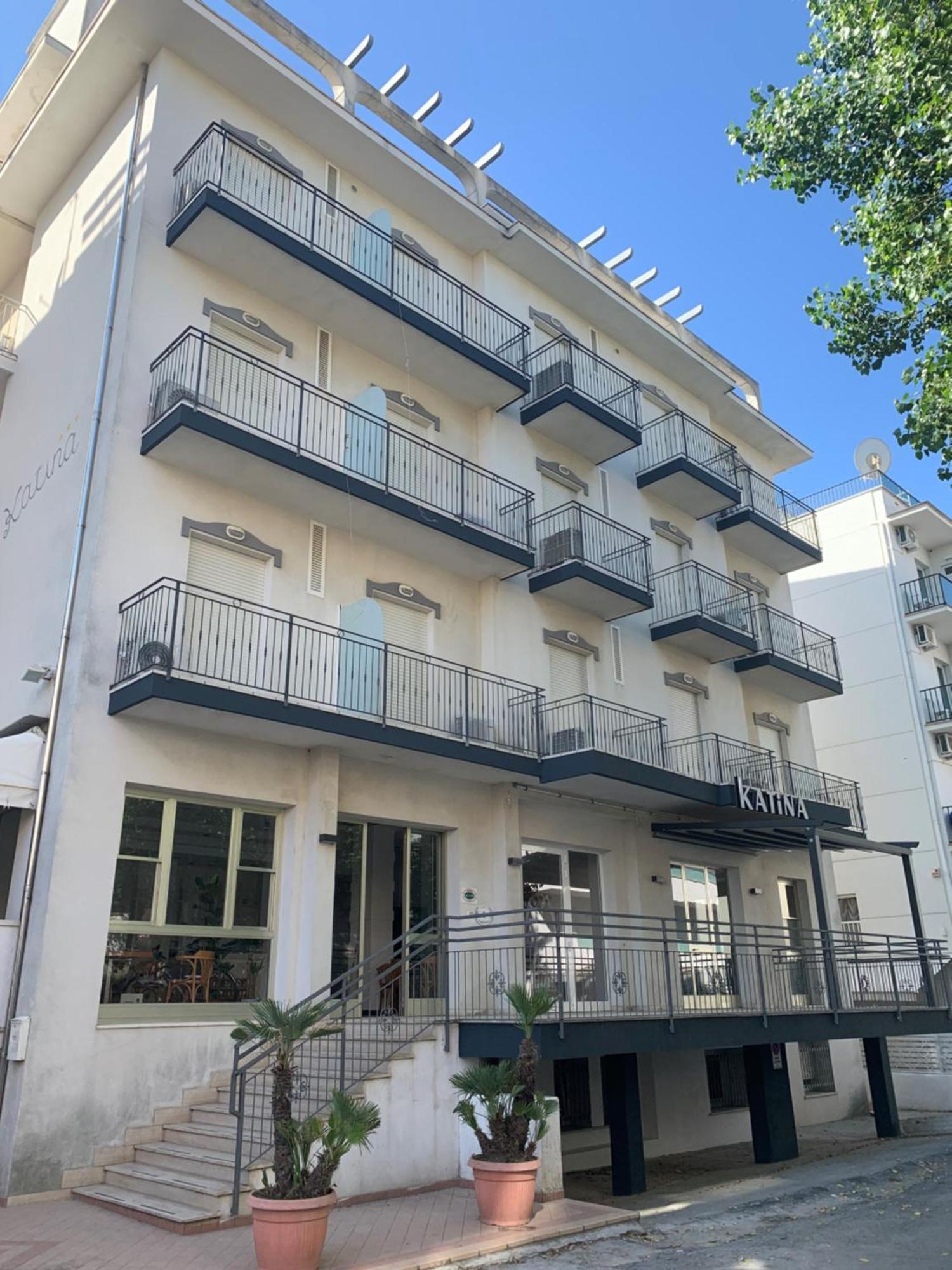 Hotel Katina Римини Экстерьер фото